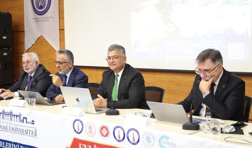 Kütahya'da Evliya Çelebi sempozyumu düzenlendi