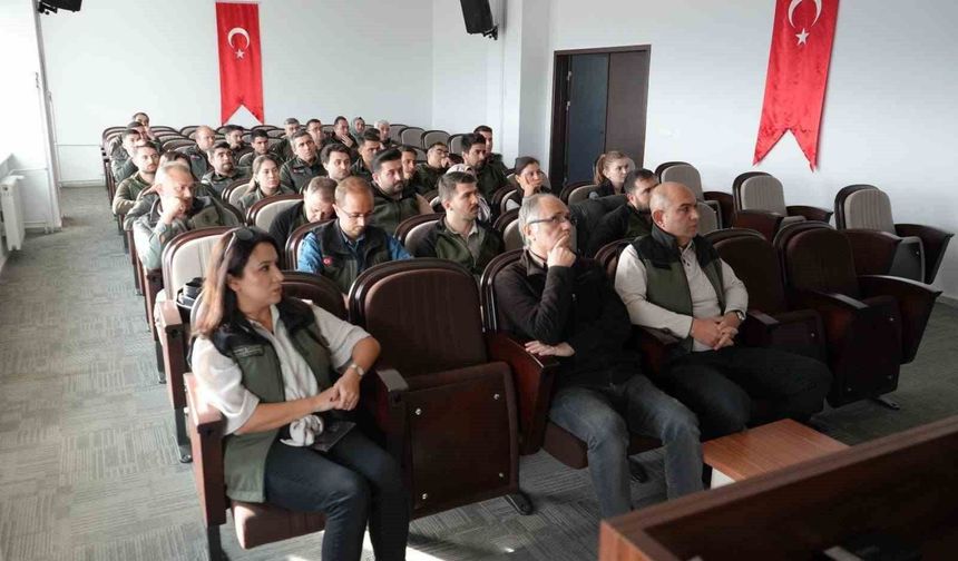 Kütahya'da orman personeline yasadışı kenevirle mücadele eğitimi