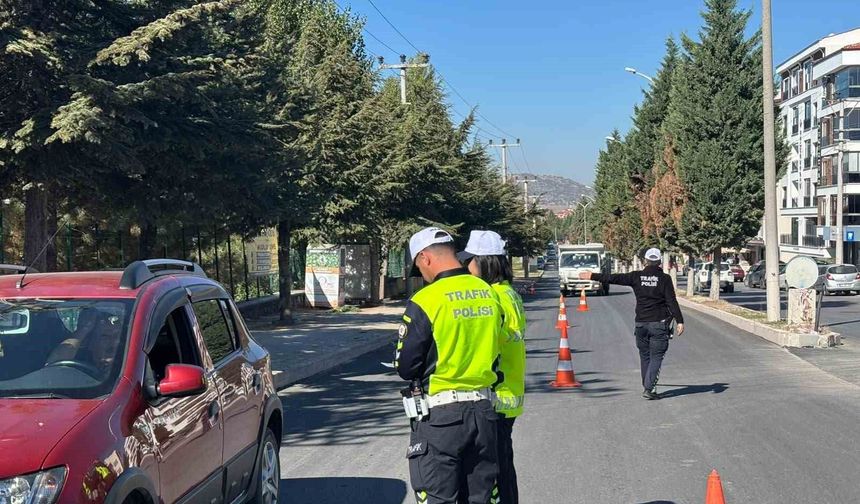 Tavşanlı trafik polisinden denetimler