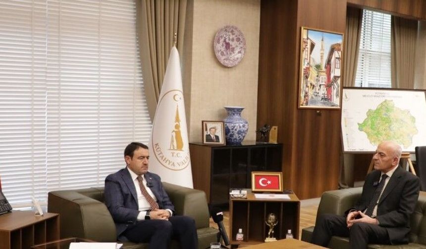 Cavit Kocaçay'la zor sorular isimli programın konuğu Vali Musa Işın