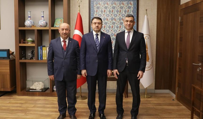 Kütahya’da görev süresini tamamlayan müdürlere teşekkür belgesi