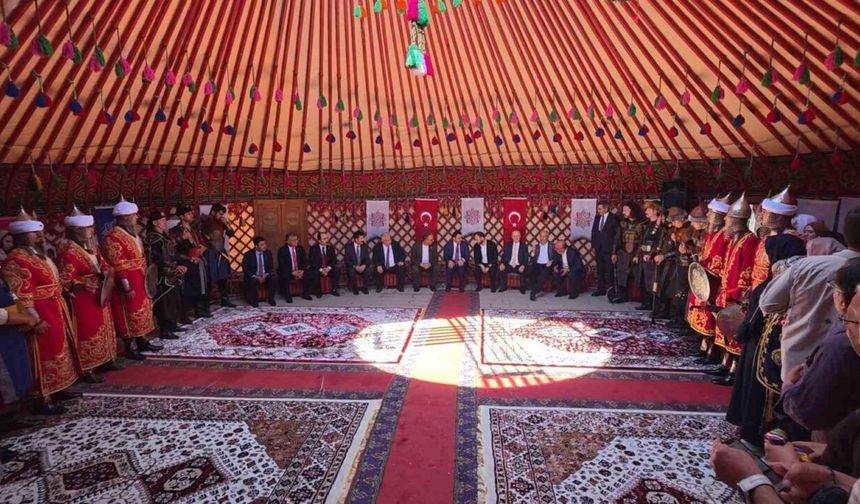 "Germiyan Festivali" kortejle başladı: Kütahya 3 gün boyunca tarih ve kültürle buluşacak