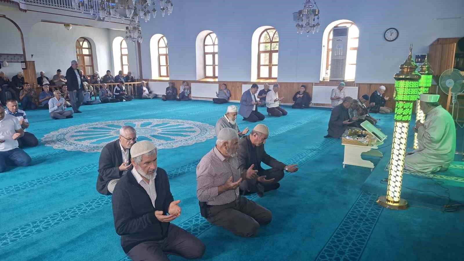Hisarcık'ta Gaziler Günü dolayısıyla mevlit programı düzenlendi