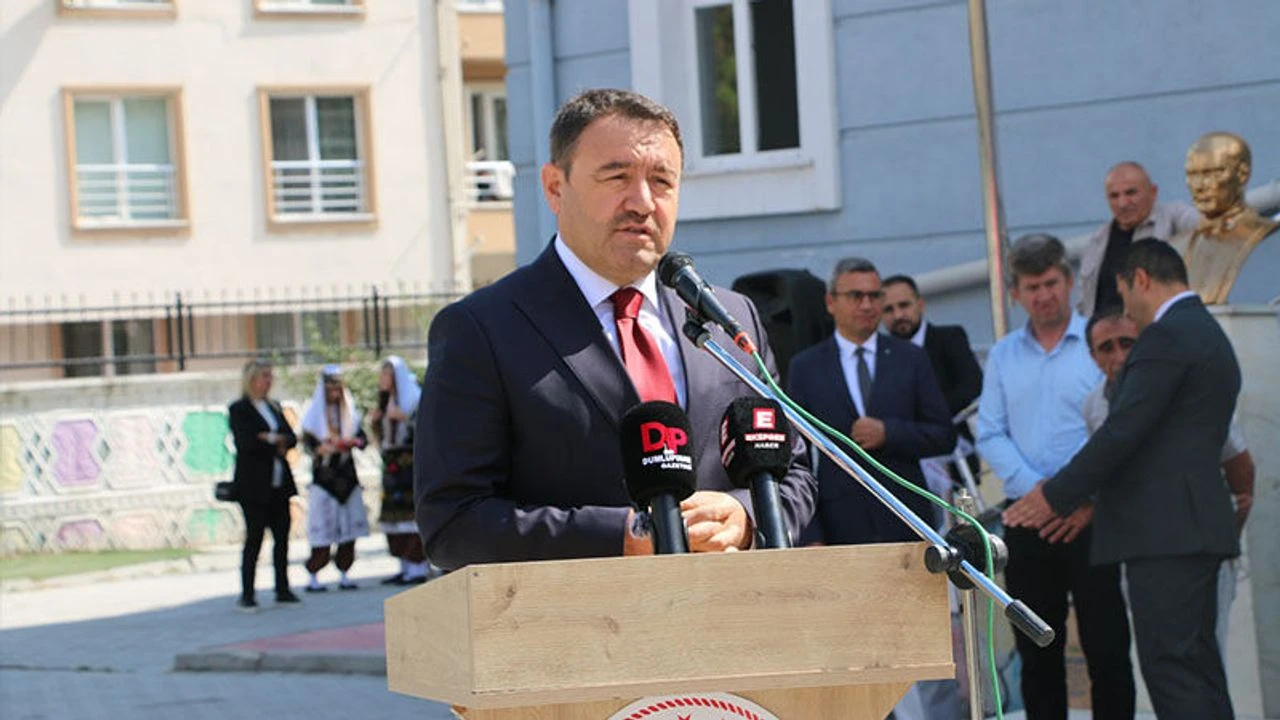 Kütahya Valisi Işın  “Çocukları pamuklara sarmayın”